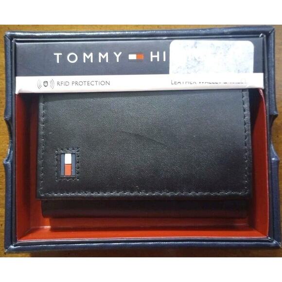 Tommy Hilfiger Men's Leather Trifold Wallet & Box New Credit Card Slim Black - Picture 1 of 6
